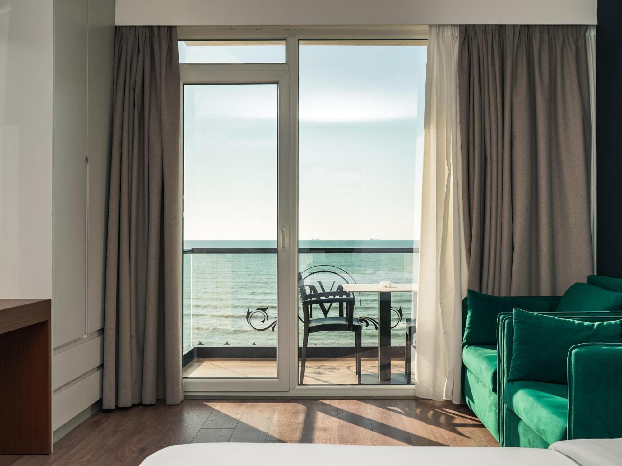 Vm Resort & Spa Golem  Bagian luar foto