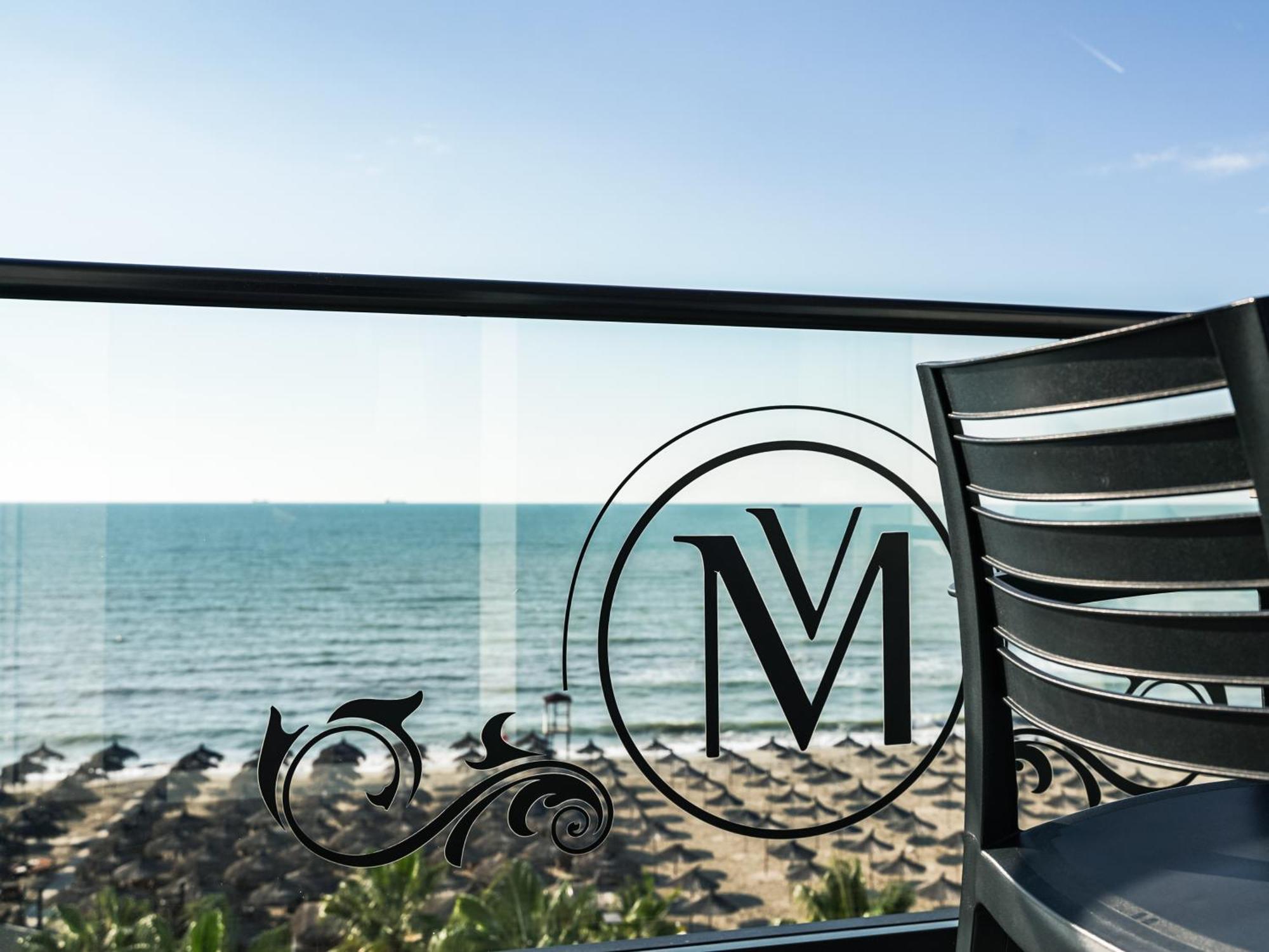 Vm Resort & Spa Golem  Bagian luar foto