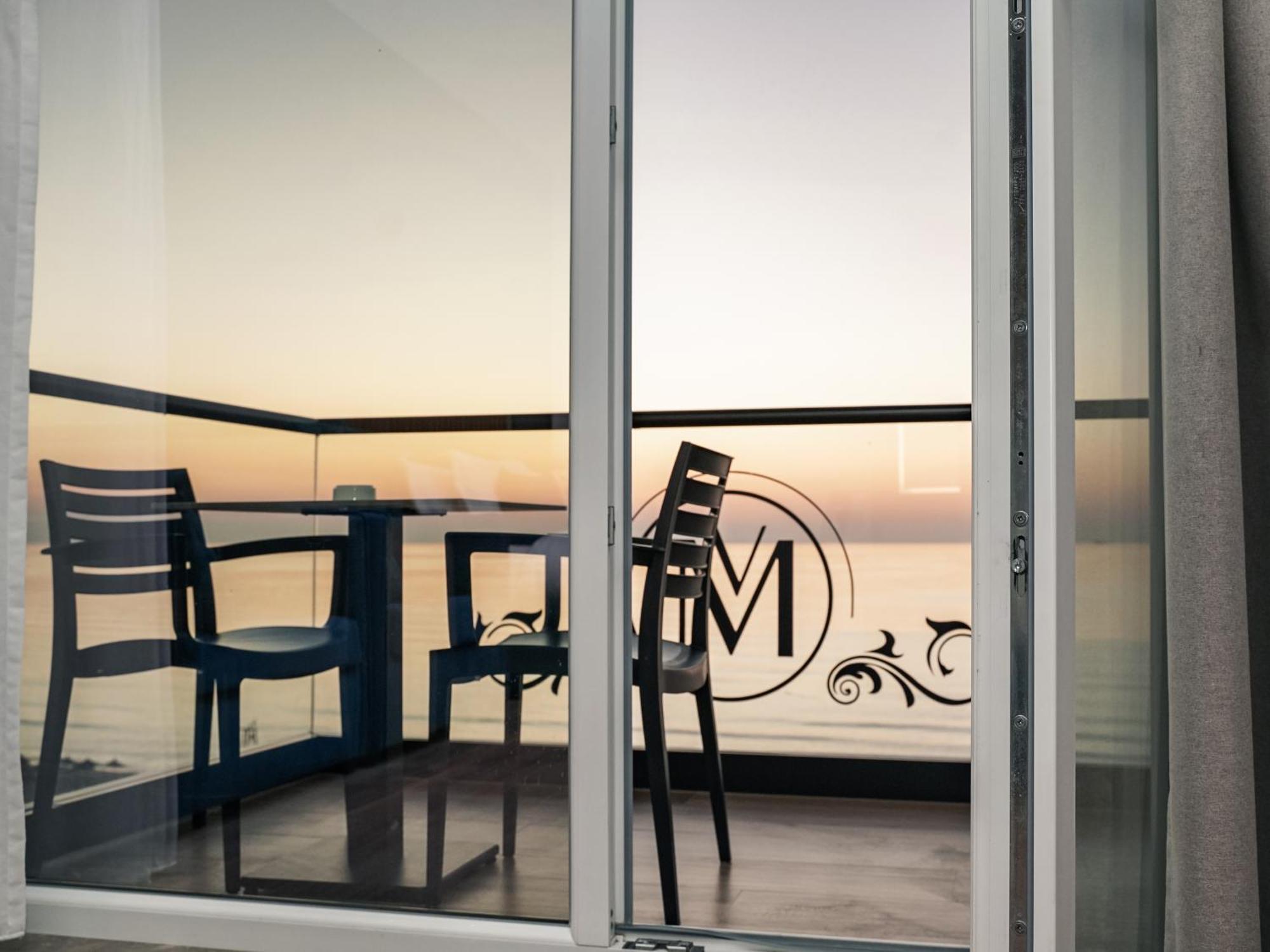 Vm Resort & Spa Golem  Bagian luar foto
