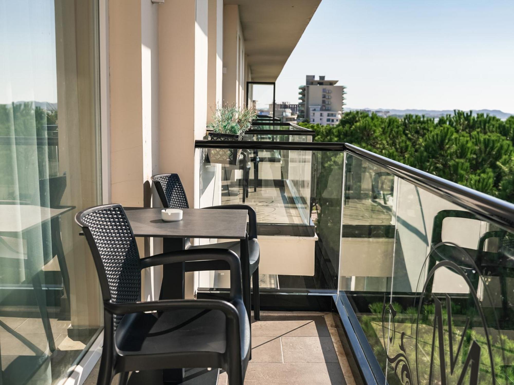 Vm Resort & Spa Golem  Bagian luar foto