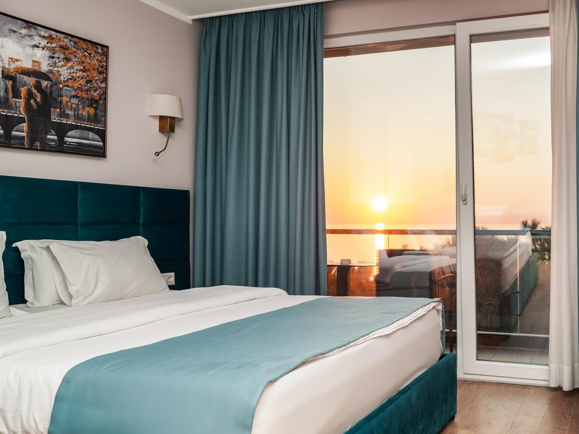 Vm Resort & Spa Golem  Bagian luar foto