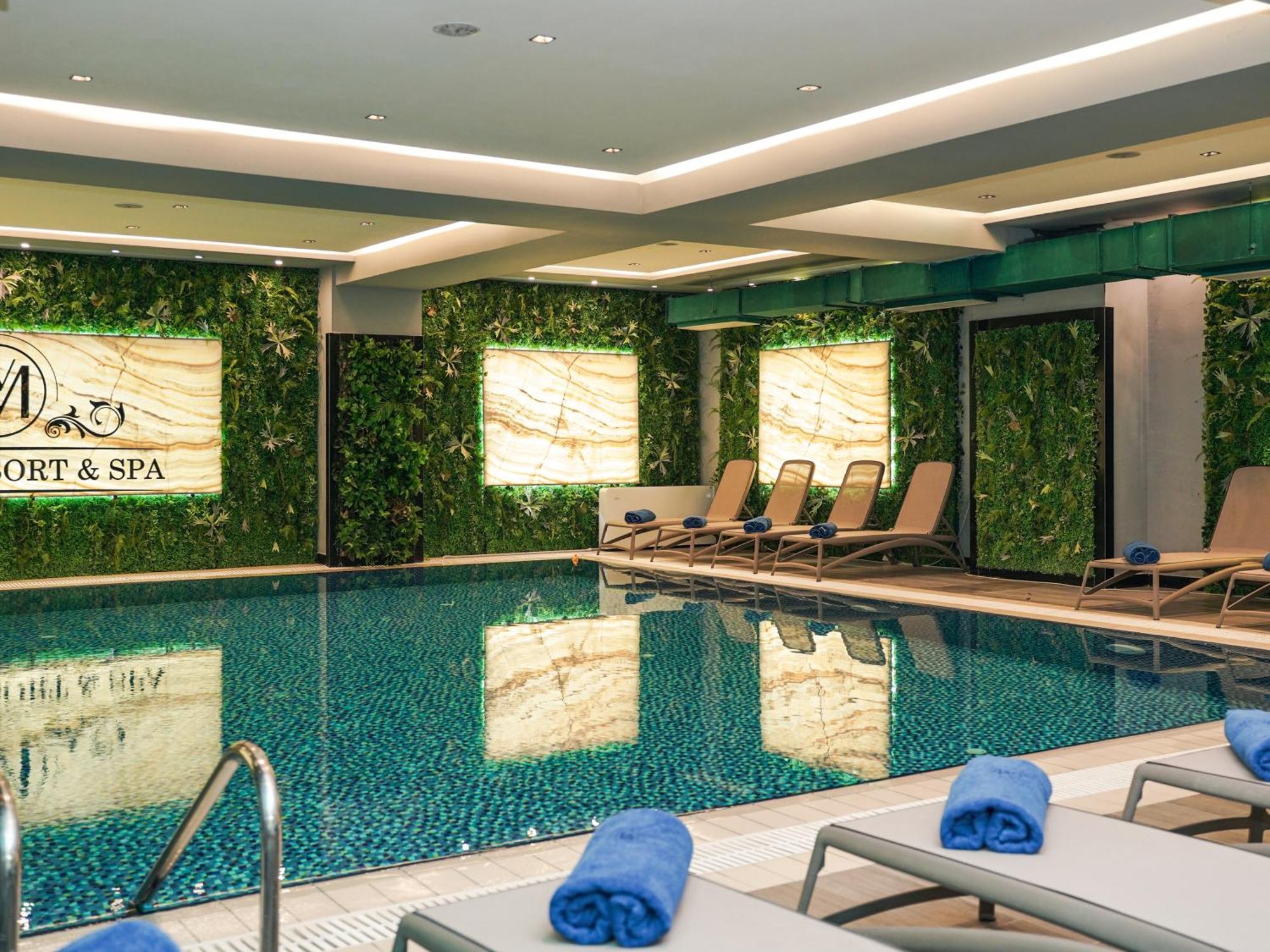 Vm Resort & Spa Golem  Bagian luar foto